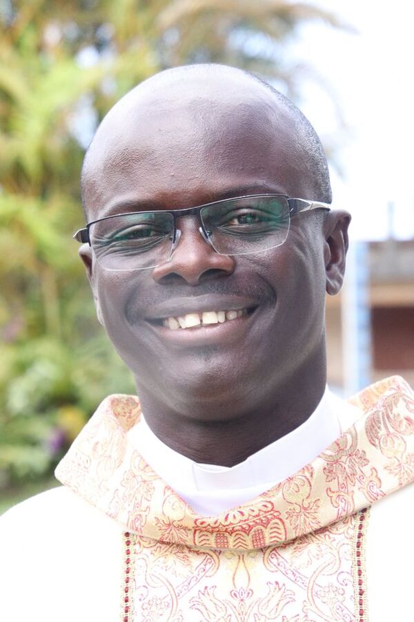 Père Menongbe Sosthène GODJO